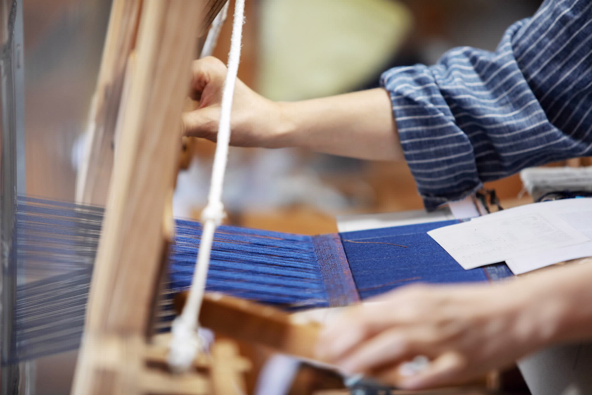 機織り、染織が学べます！ 「岡谷絹工房」新規研修生募集中